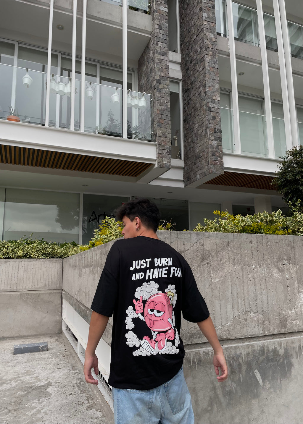 CAMISETA BOOM NEGRO