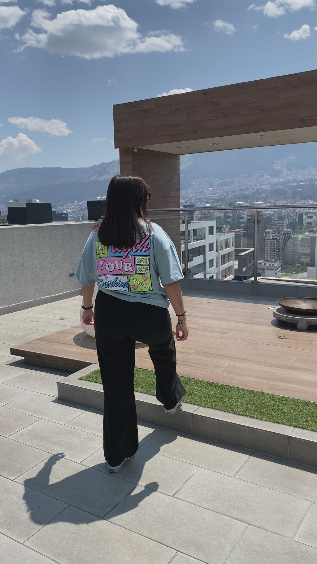 CAMISETA SHINES CELESTE