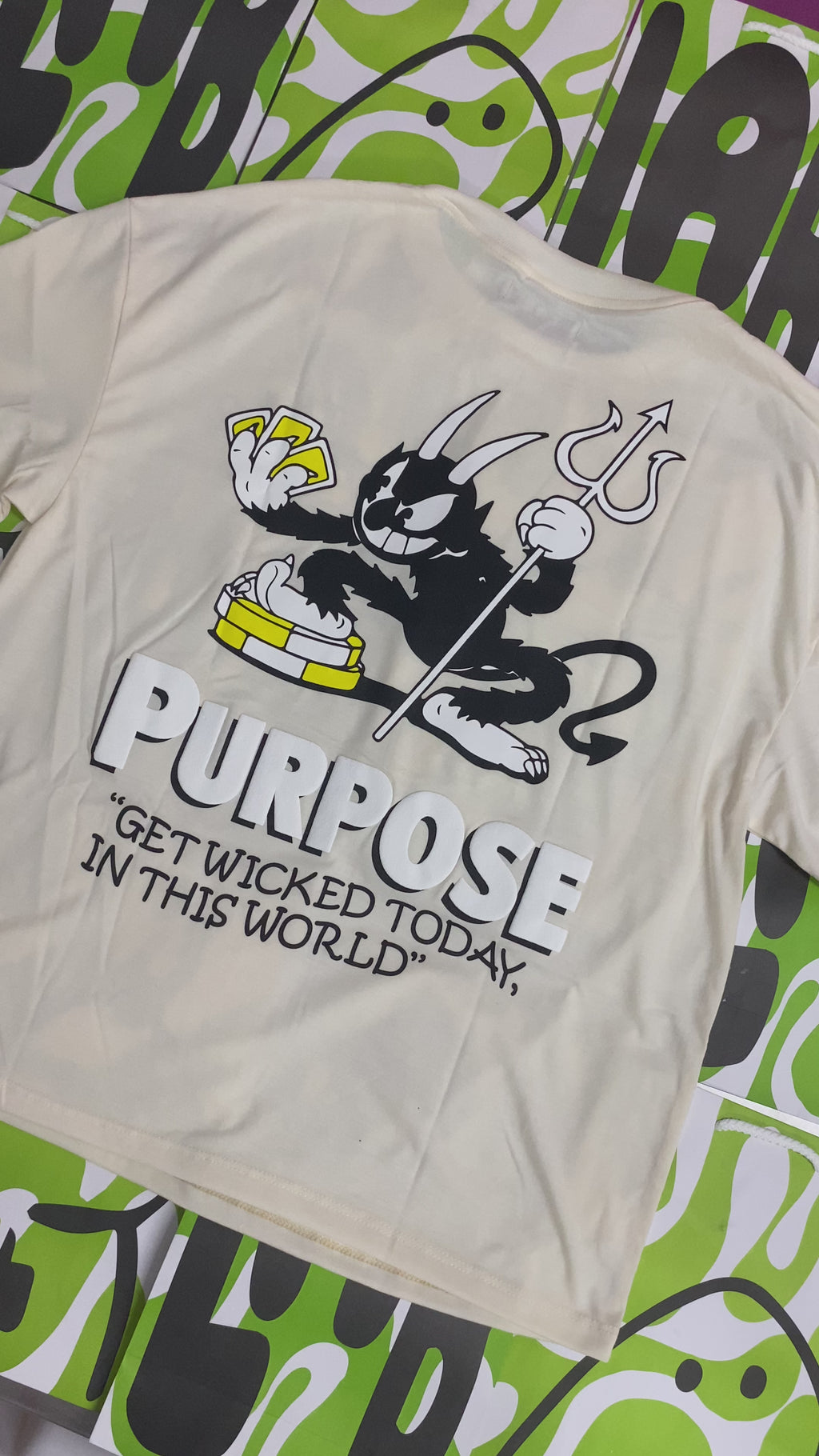CAMISETA DEMON BEIGE